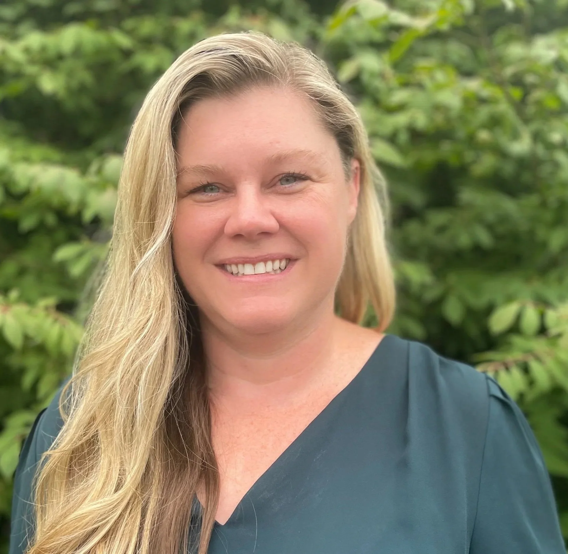 Maria Daniels, Office Support